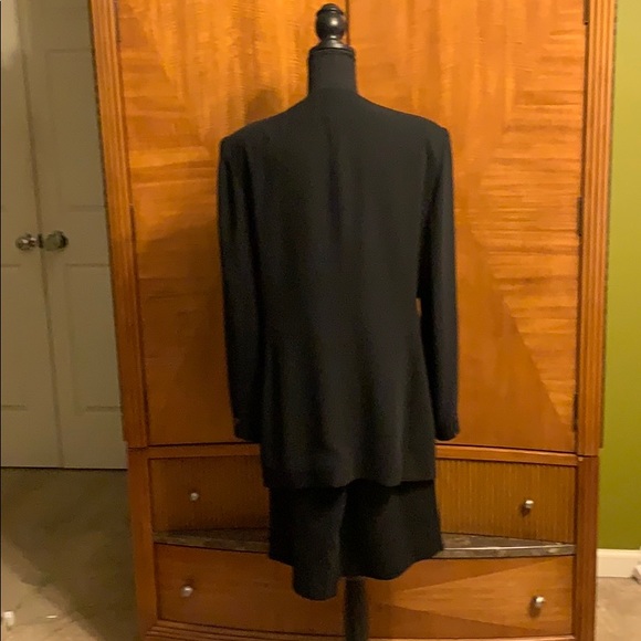 Jones New York Skirt Suit, Size 16, Black - Picture 3 of 10